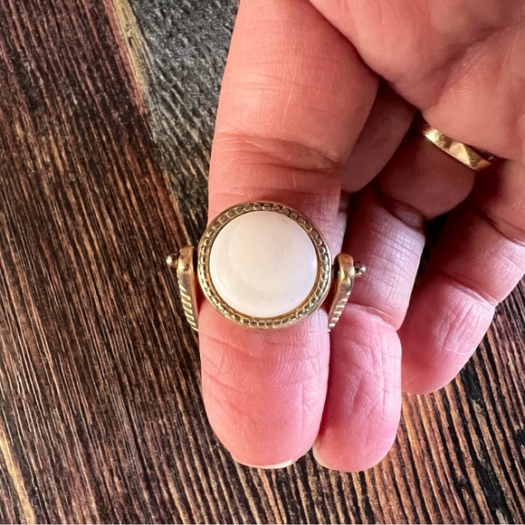 Reversible Ring - Picture 2 of 4